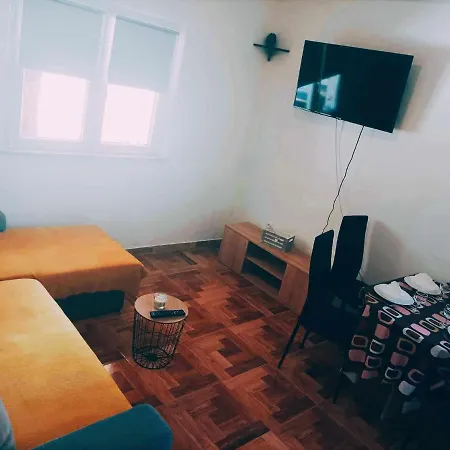 Mr Апартаменты Potpican